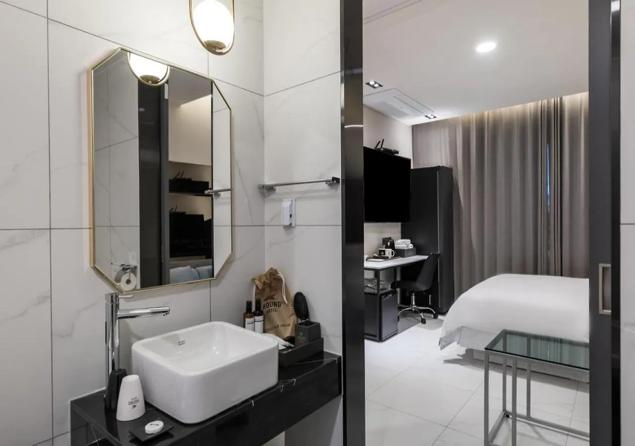 Incheon Hound Geomdan New Town Branch Hotel