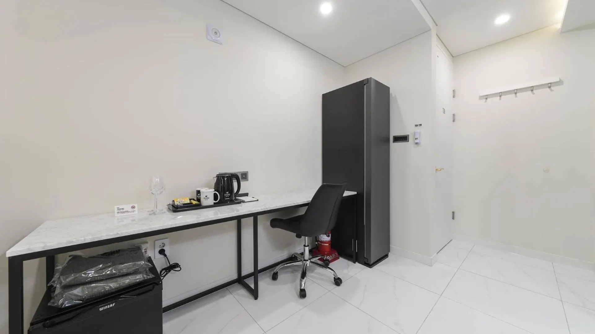 Incheon Hound Geomdan New Town Branch Hotel 0*,  South Korea