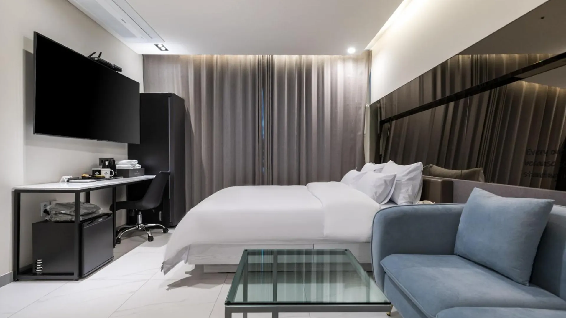 Incheon Hound Geomdan New Town Branch Hotel 0*,  South Korea