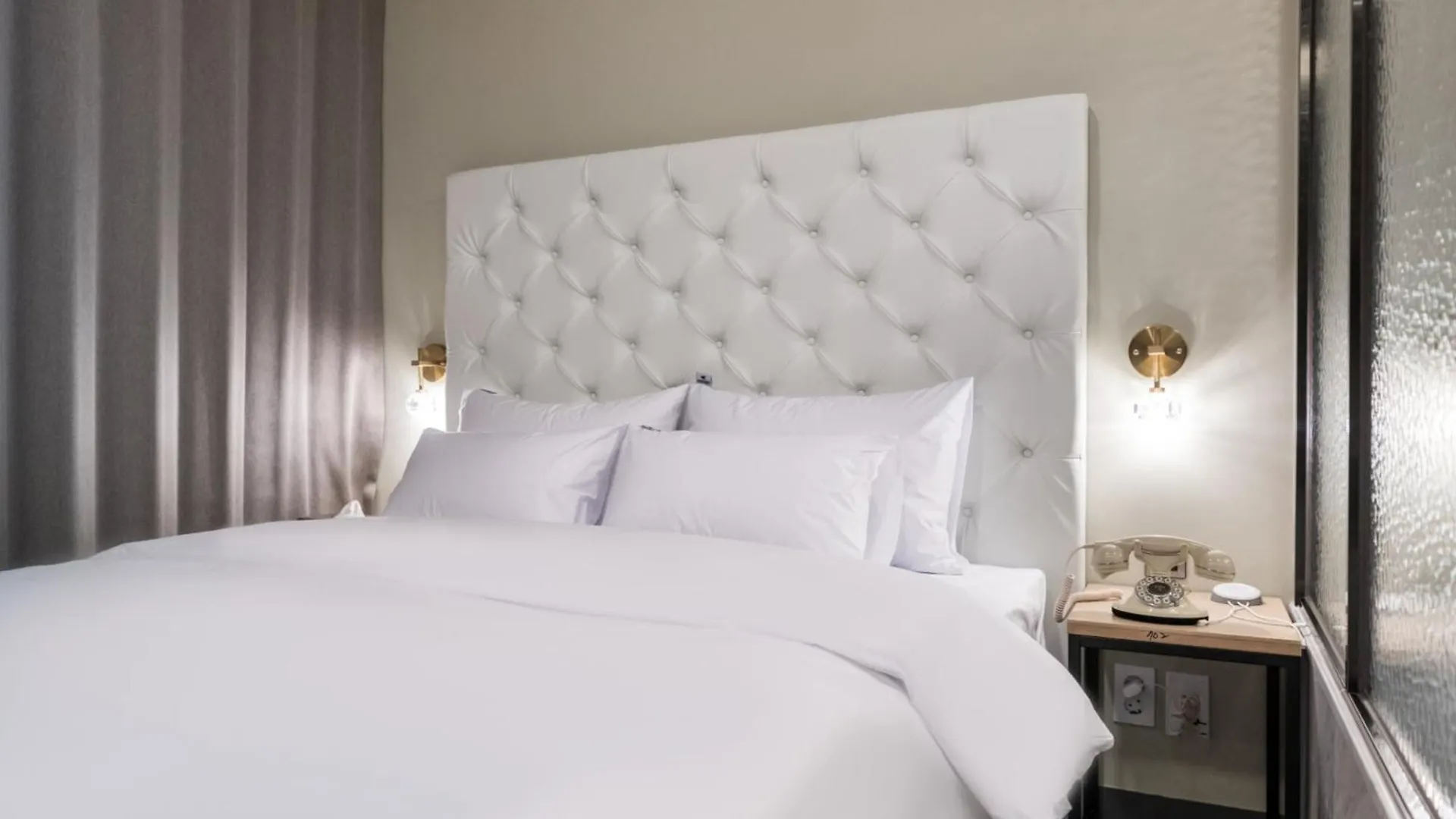 Incheon Hound Geomdan New Town Branch Hotel