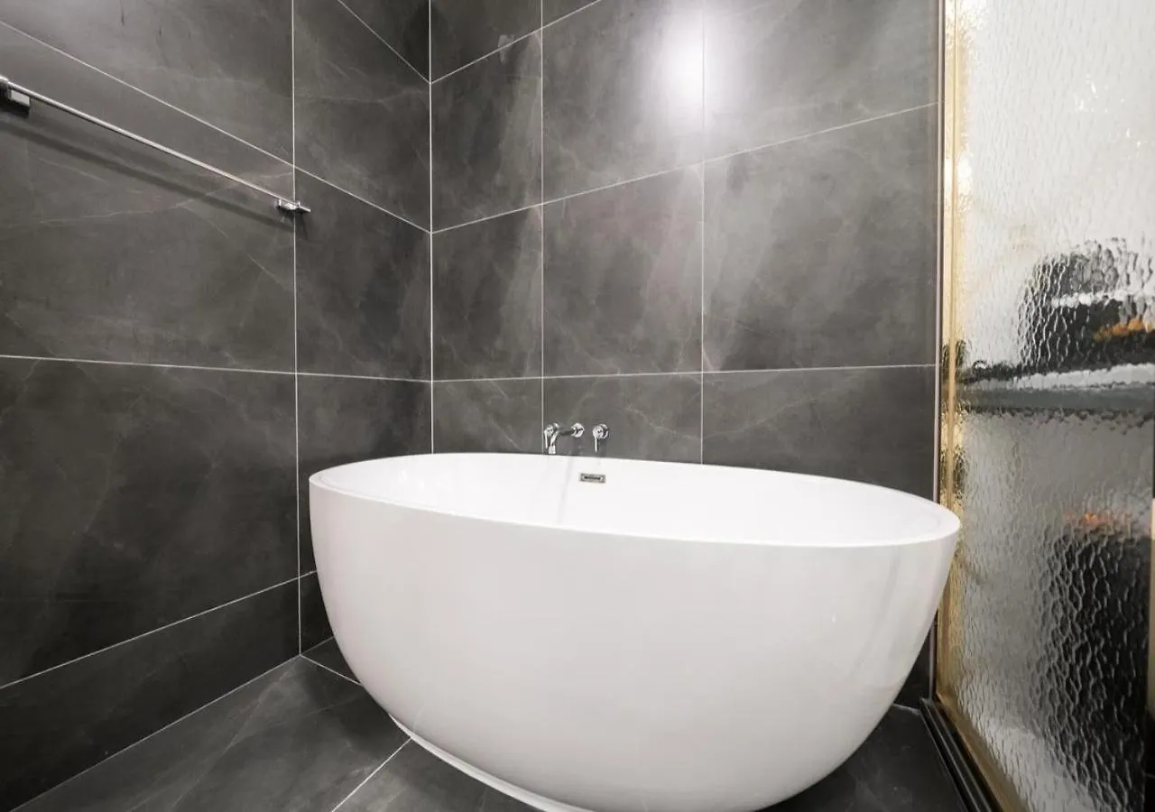 Incheon Hound Incheongeomdan New Town Branch 호텔 0*,  대한민국