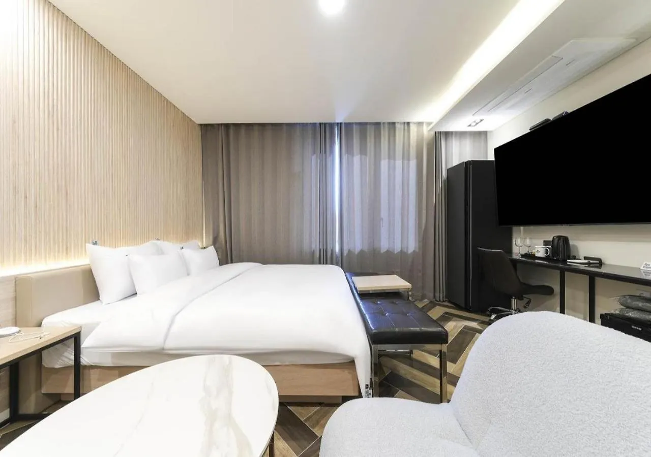 Incheon Hound Incheongeomdan New Town Branch Hotel