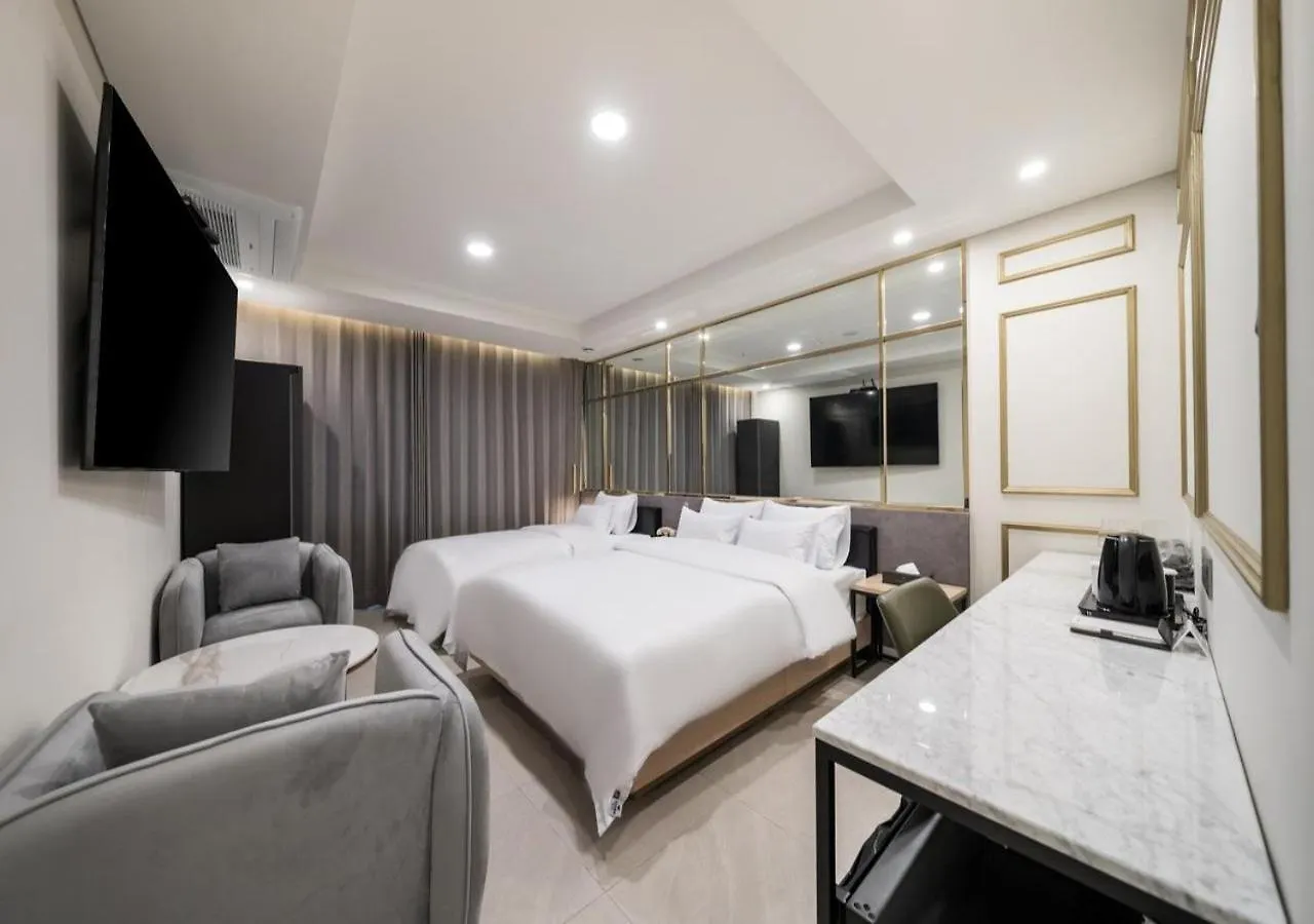 Incheon Hound Incheongeomdan New Town Branch Hotel