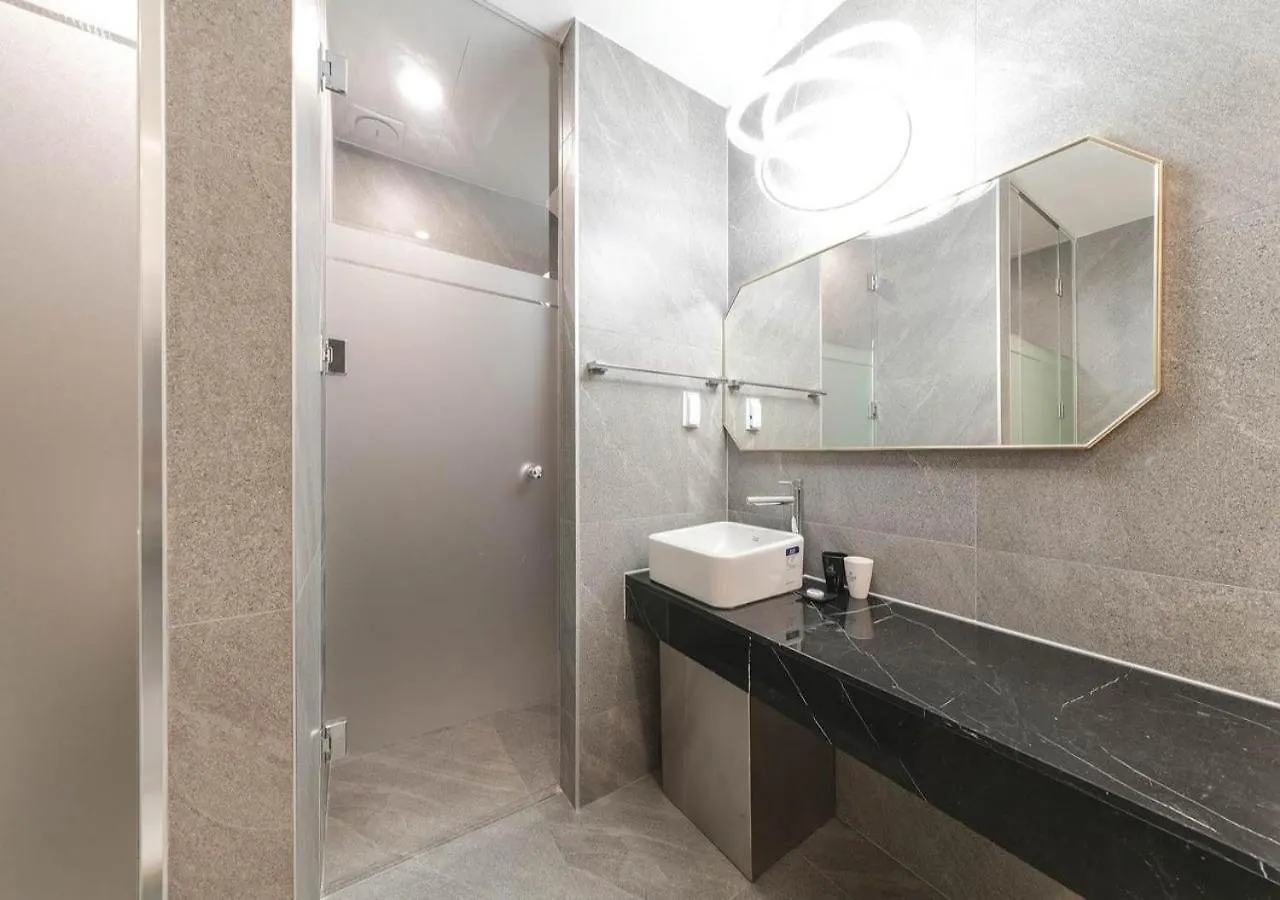 Incheon Hound Incheongeomdan New Town Branch Hotel